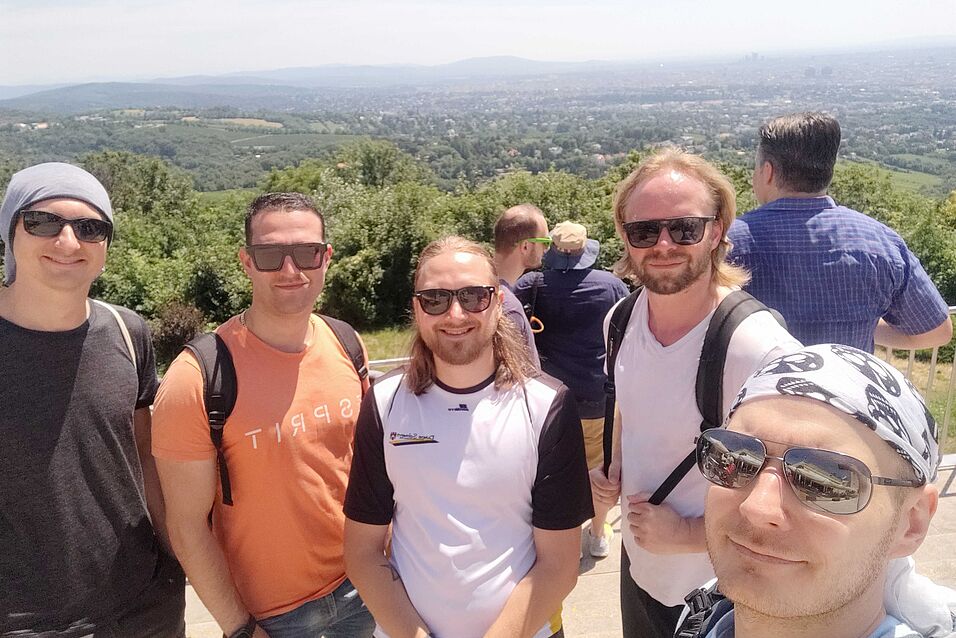 DoCS students on a hike